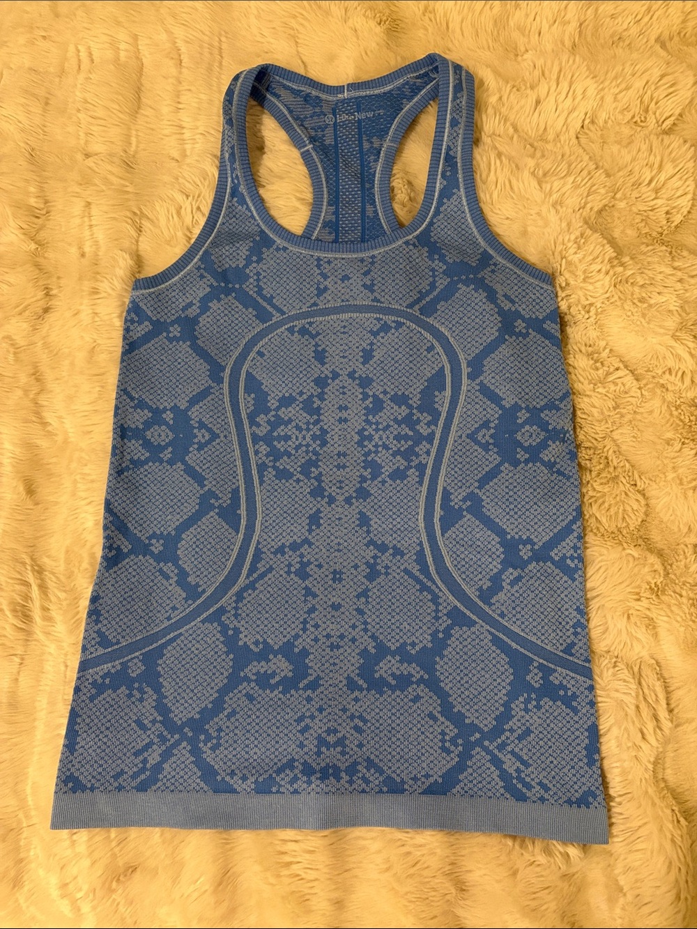 lululemon athletica (“like new”) Blue Snake-Print Racerback Swiftly Tank